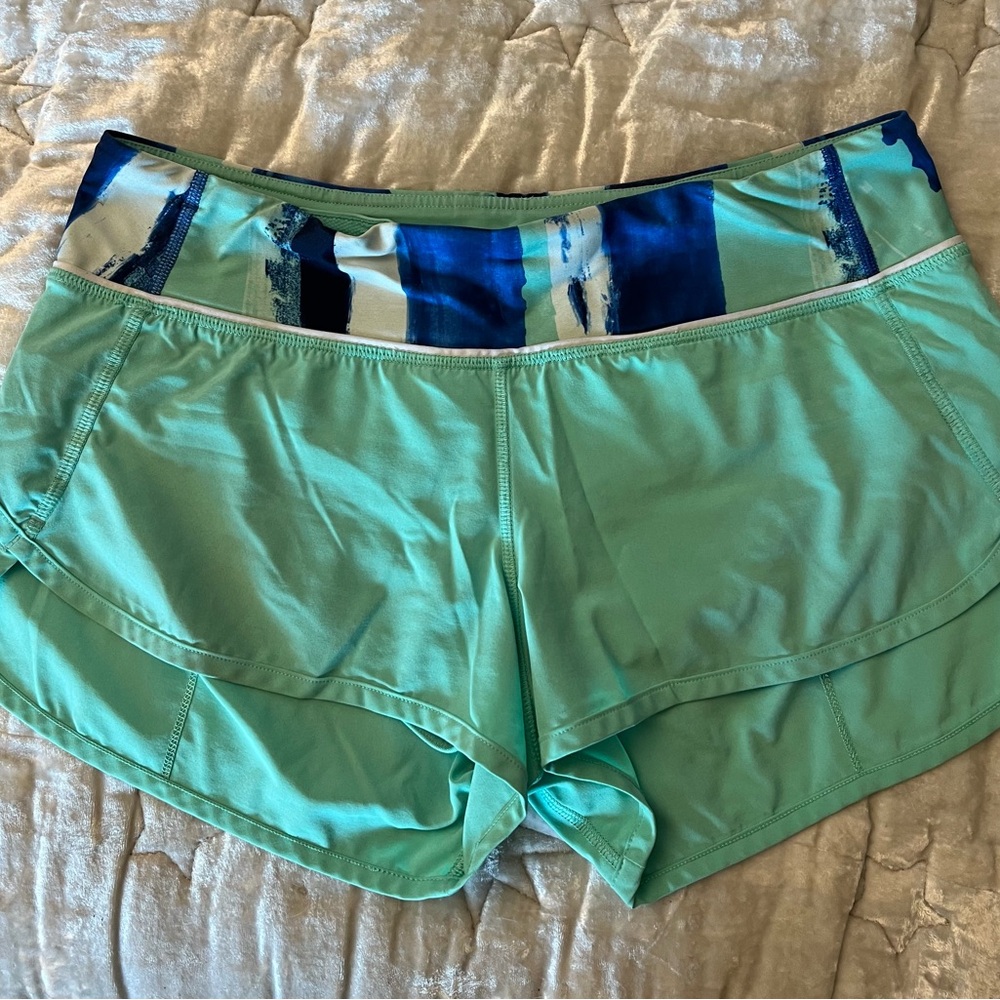 Speed Up Short by Lululemon. Size 6